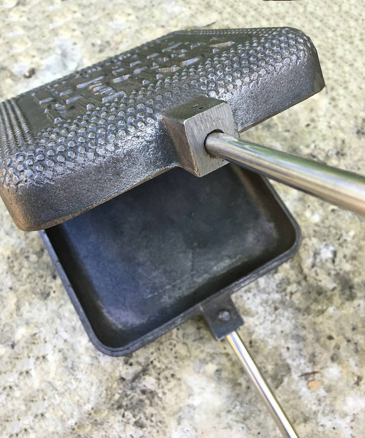XL Square Pie Iron - Cast Iron Original By Rome #1760XL