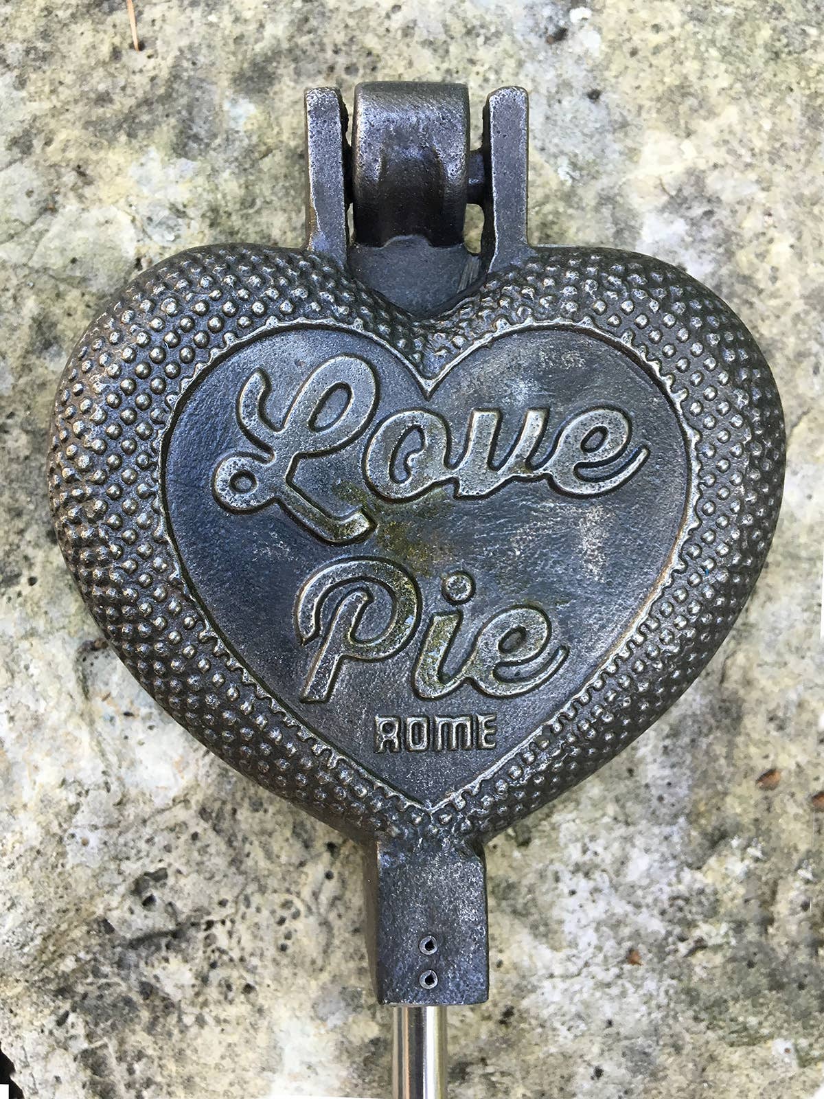 Love Pie - Cast Iron Pie Iron by Rome, #1540