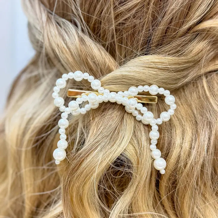 Pretty Pearl Barrette