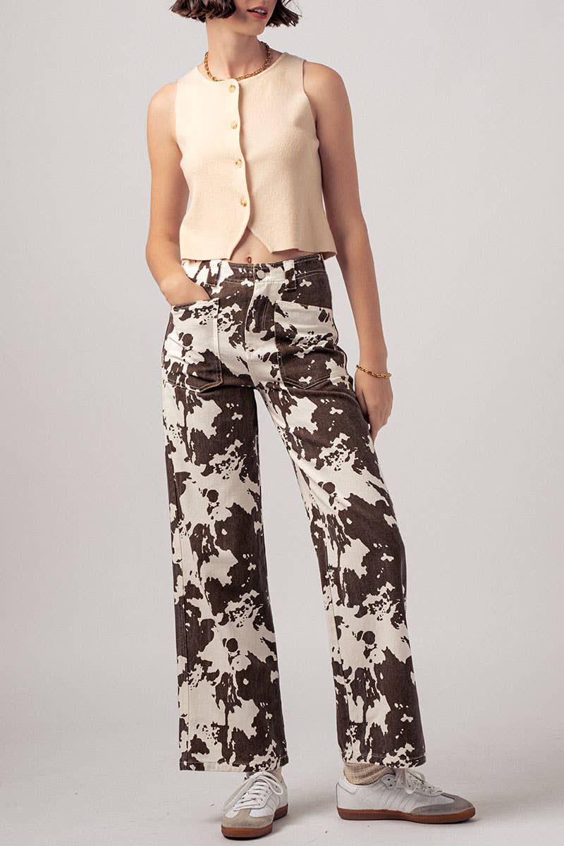 Pearl Button Curved Hem Sleeveless Knit Crop Top