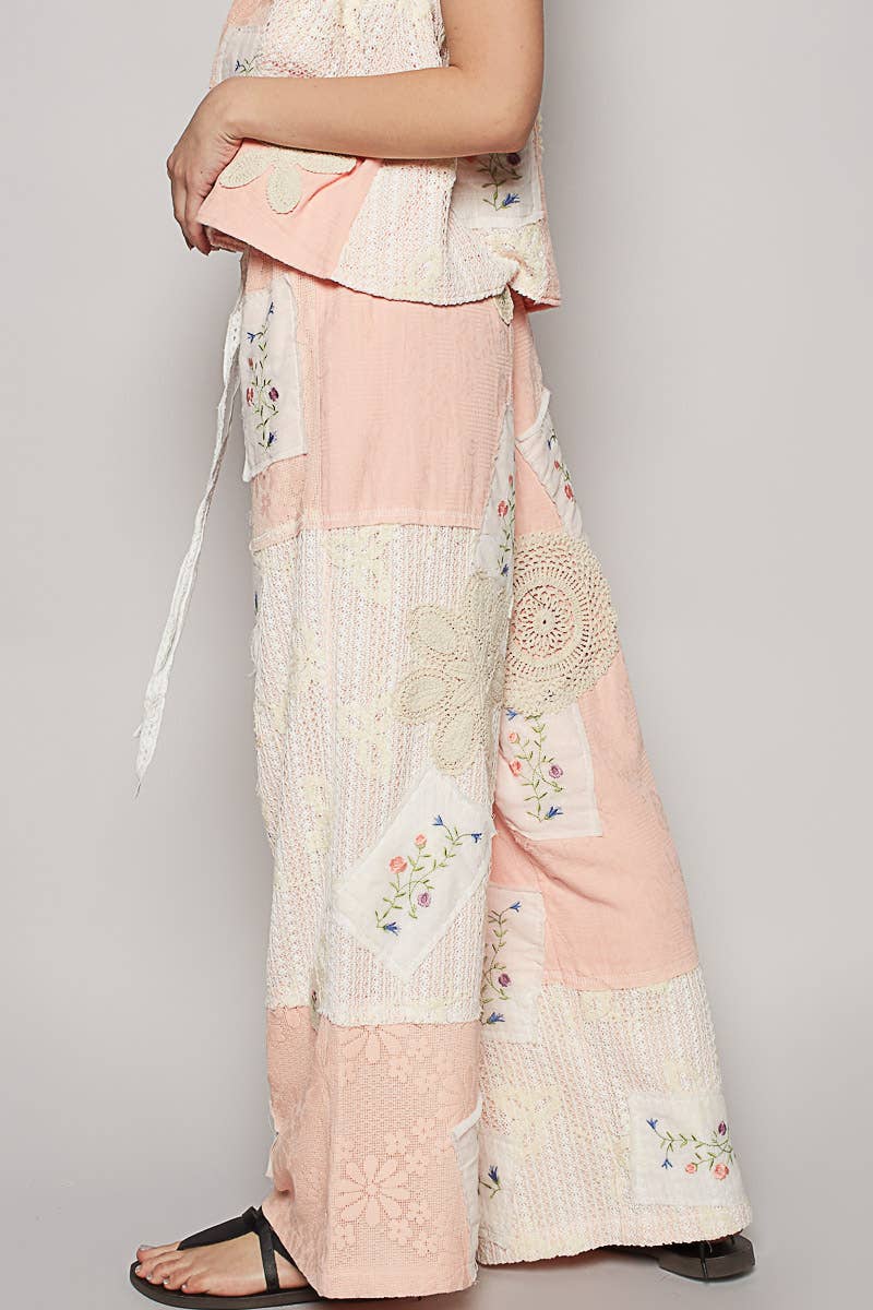 Solid lace patch detail woven pants