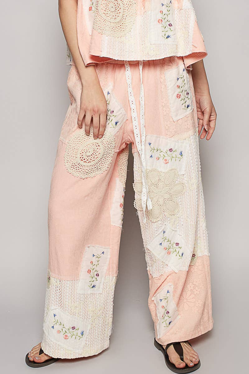 Solid lace patch detail woven pants