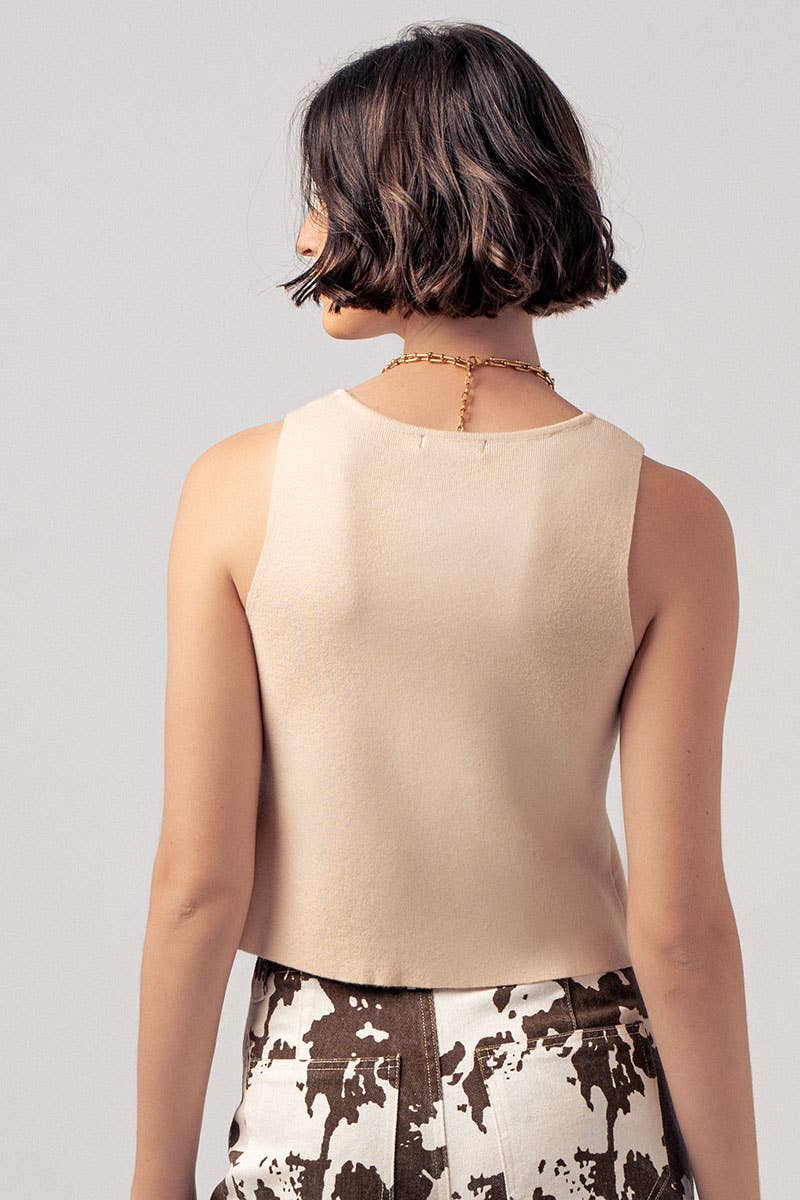 Pearl Button Curved Hem Sleeveless Knit Crop Top