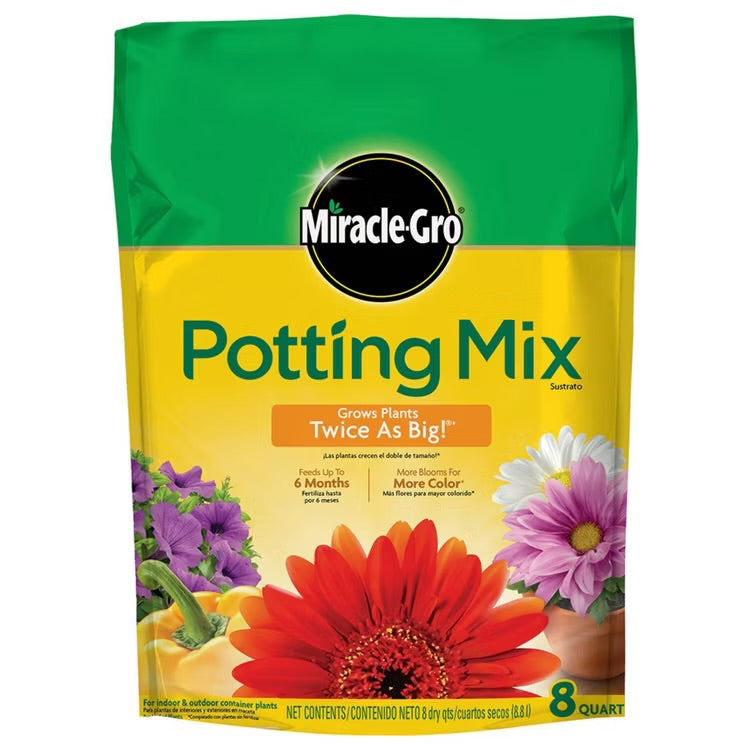 SOIL Miracle-Gro Potting Mix 8qt.