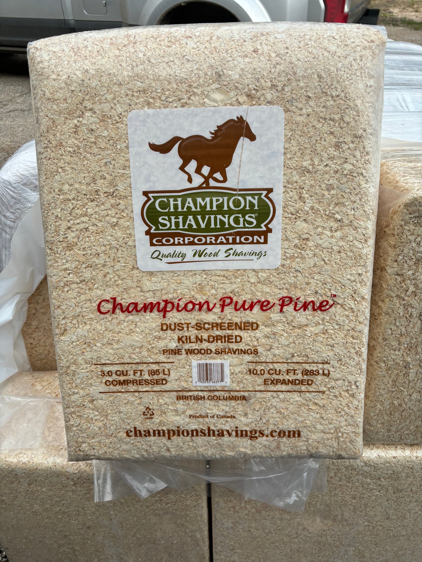 Champion Pure Pine Shavings 10cu.