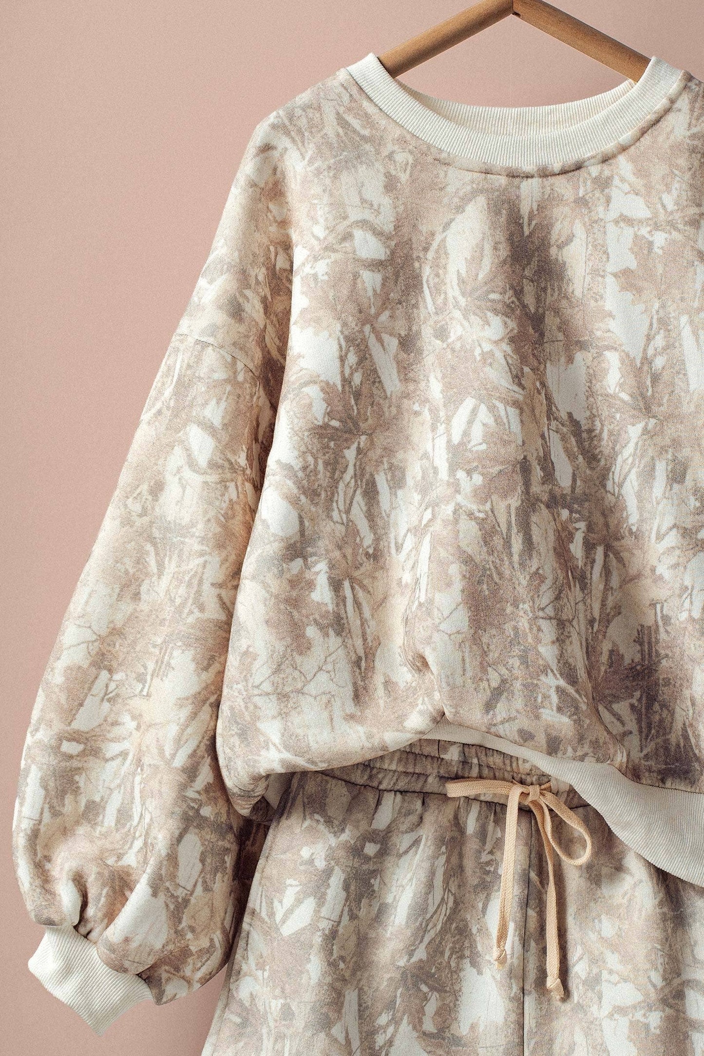 Relaxed Leaf Print Lounge Sweatshirt Set