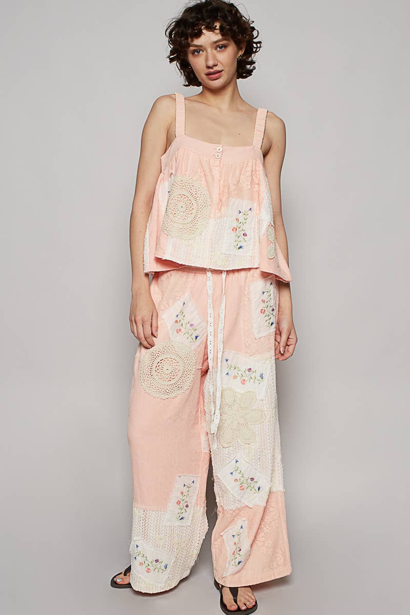 Solid lace patch detail woven pants