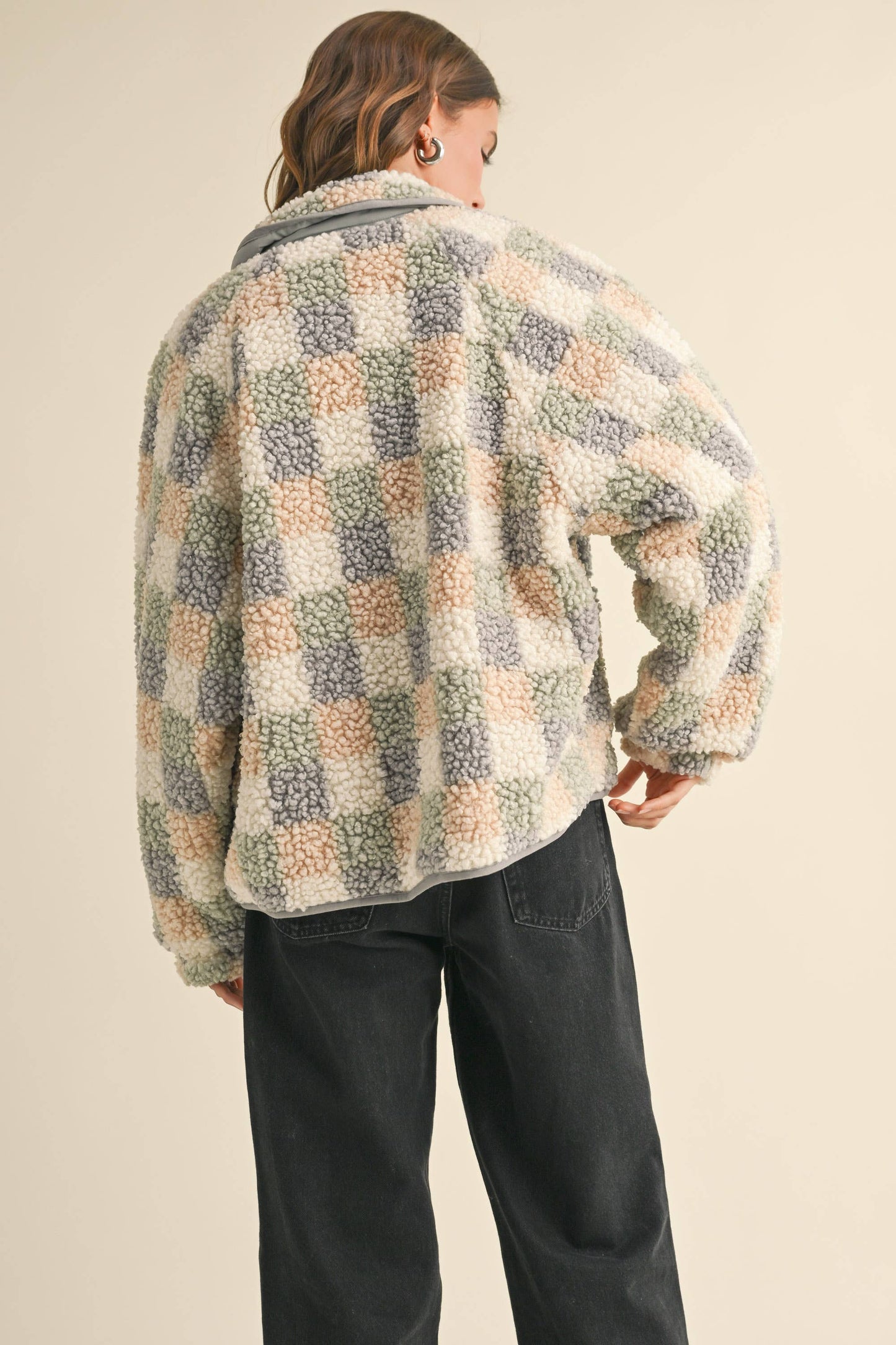 J4059   Miou Muse Multi Color Grid Pattern Sherpa Jacket