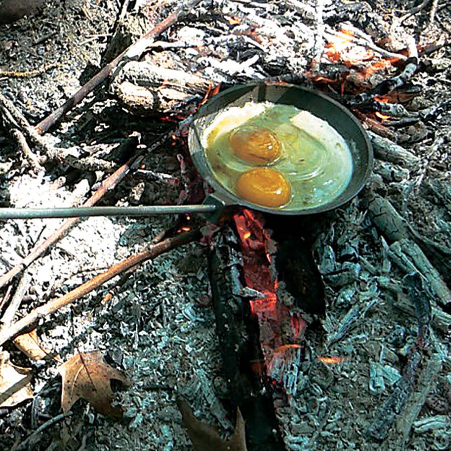 Family Campfire Skillet - Cast Iron by Rome #1024
