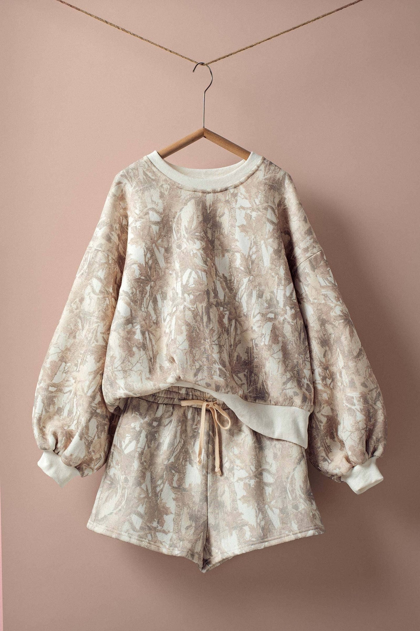 Relaxed Leaf Print Lounge Sweatshirt Set