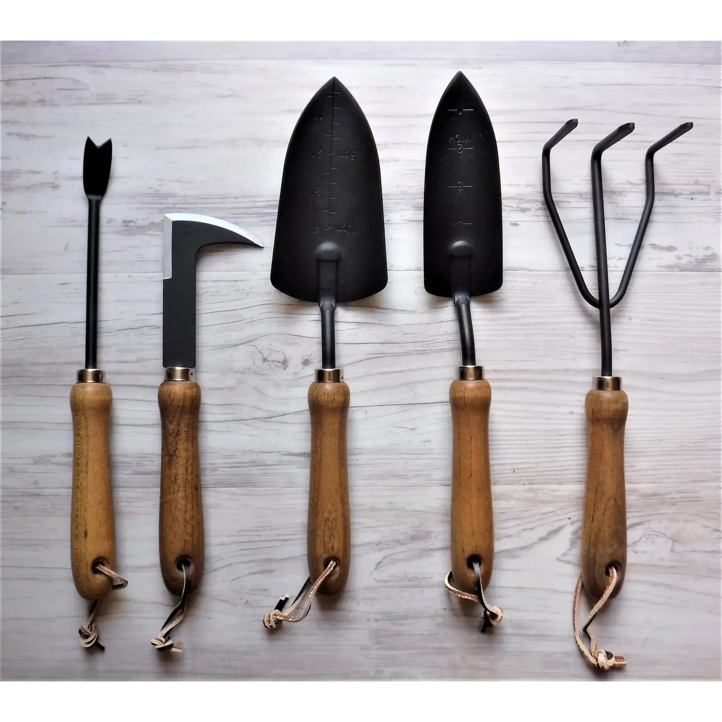 Essential Garden Tools Gift Set with Solid Wooden Handles